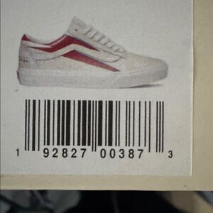 NWT Vans Old Skool David Bowie Aladdin Sane Sneakers. Never worn or laced.